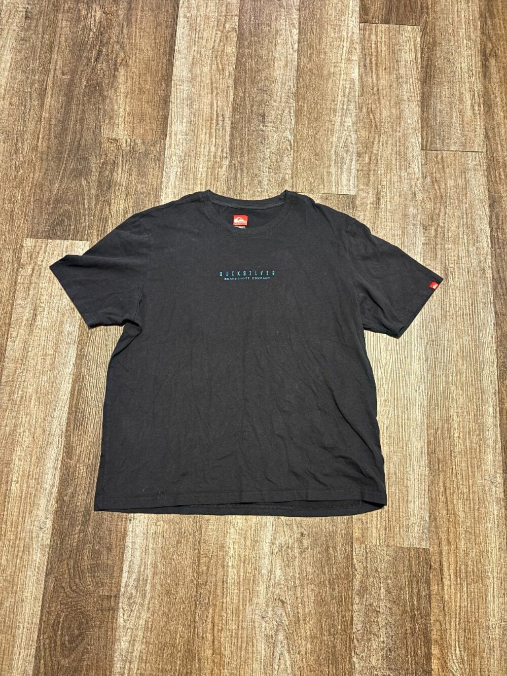 Quiksilver Hibiscus Flower Graphic Tee Shirt
